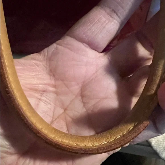 Louis Vuitton handbag - Picture 14 of 16